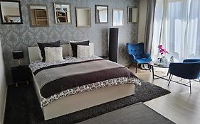 Chambre et sdb au 4ème étage et chambre et sdb au 2ème étage